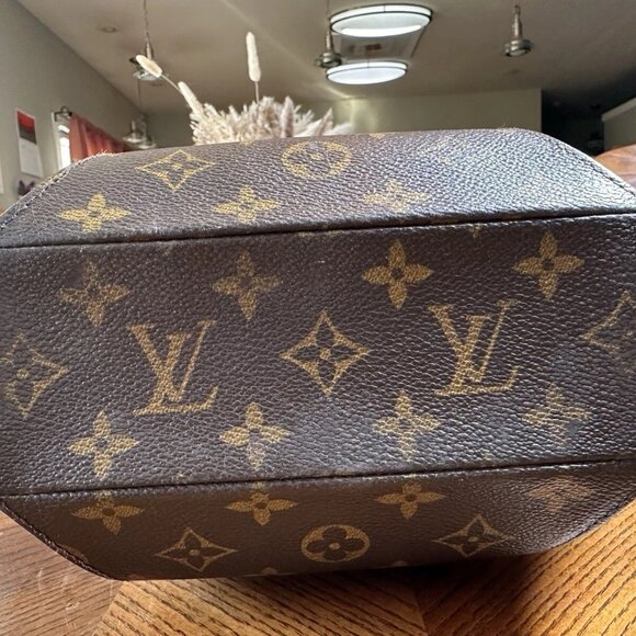 Louis Vuitton Ellipse PM Monogram Vintage Handbag - Picture 3 of 9